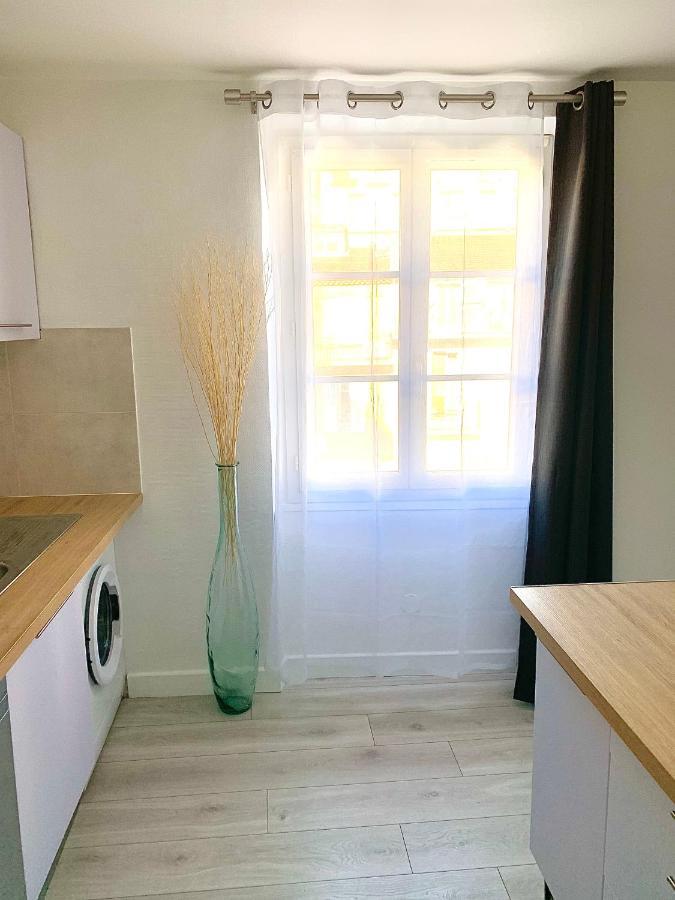 The Minimalist Cosy House Massena,